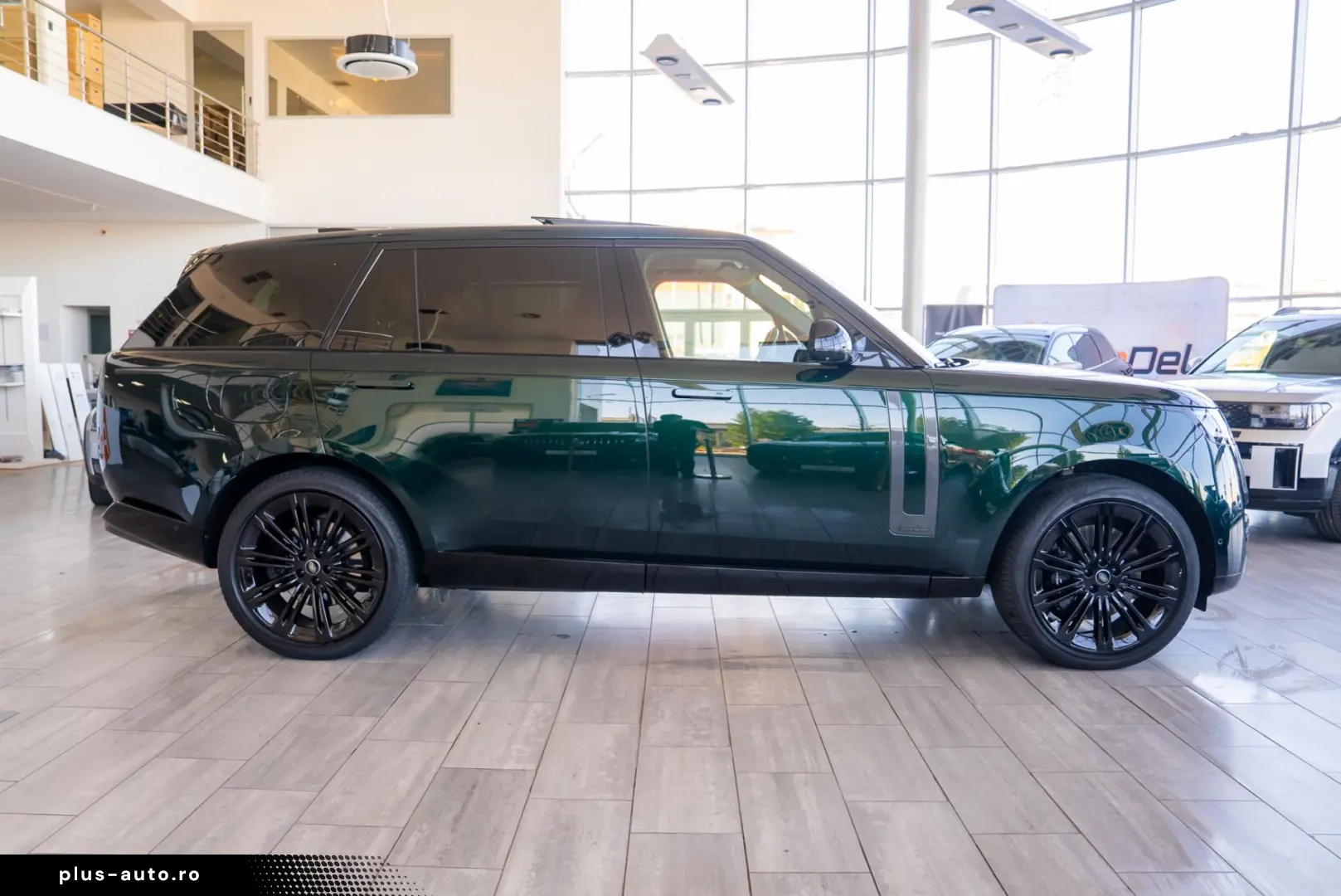 Land Rover Range Rover VOGUE L460 Long