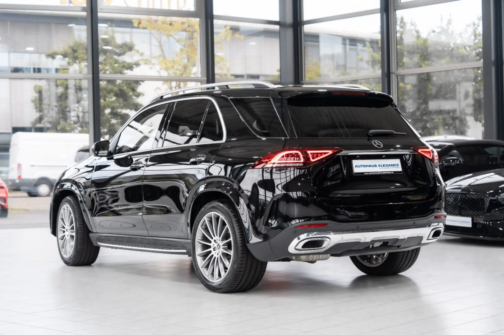 GLE 400 d 4M  AMG-LINE MASSAGE BURMES. 7-SITZER