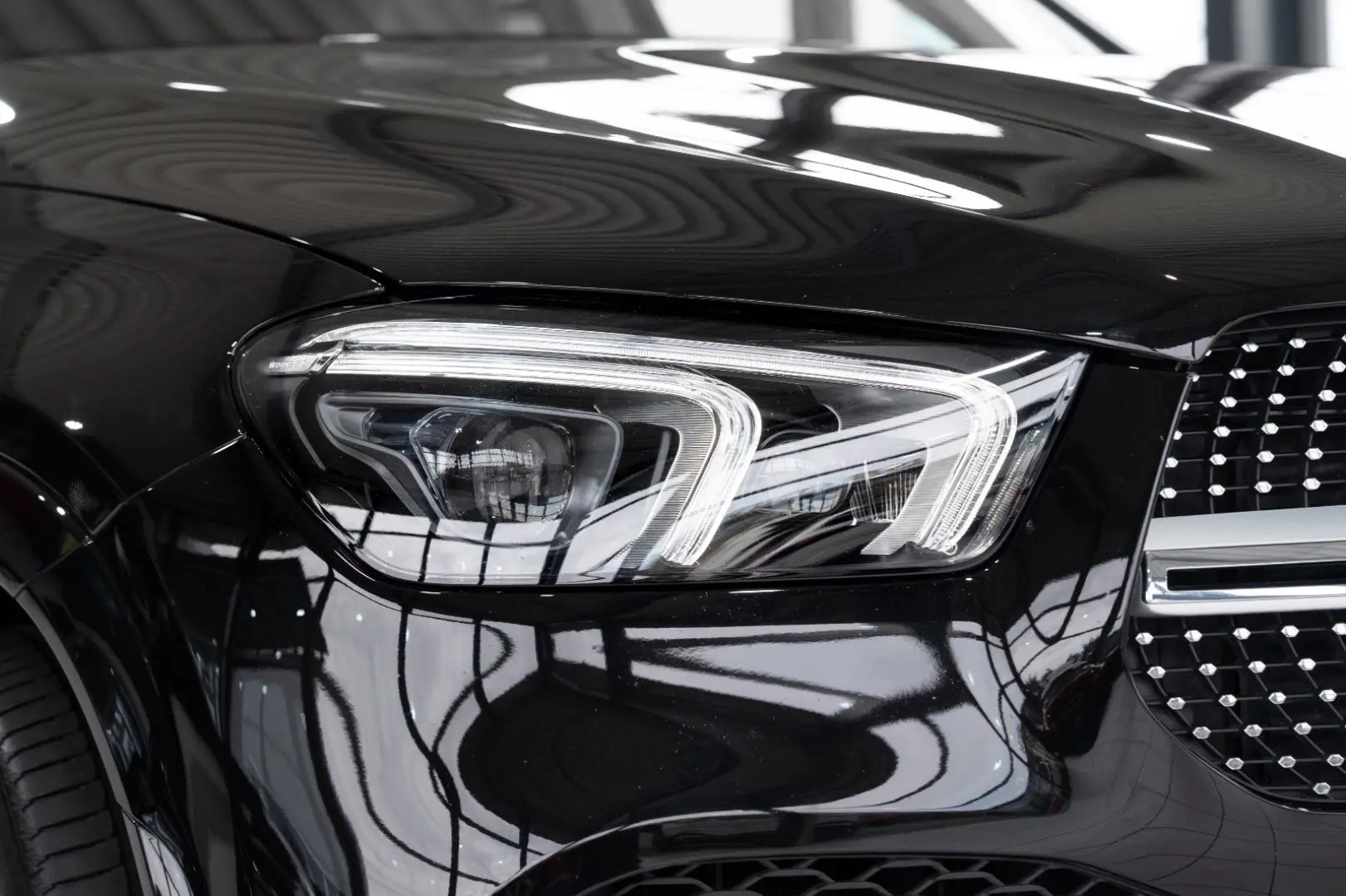 GLE 400 d 4M  AMG-LINE MASSAGE BURMES. 7-SITZER