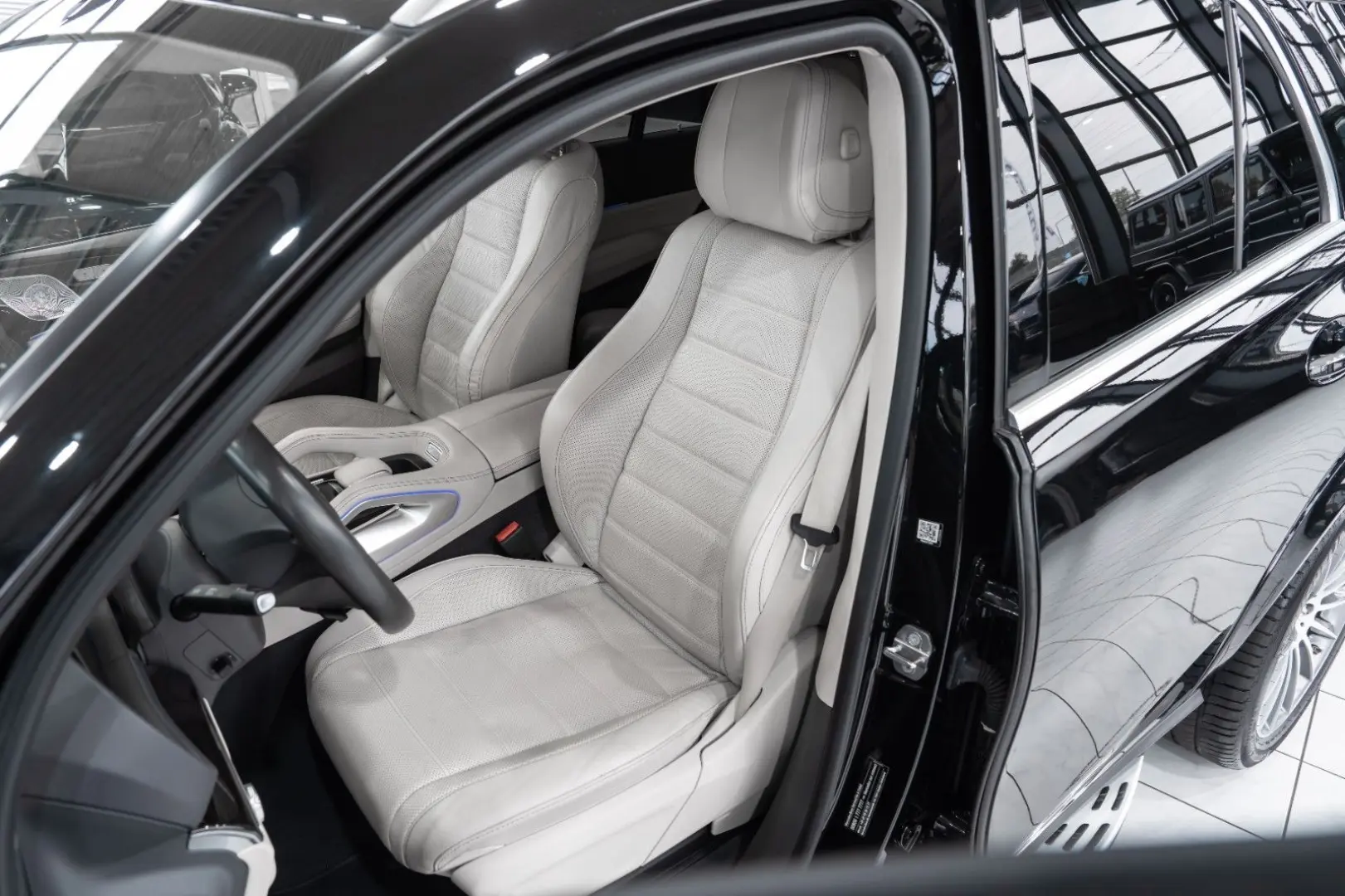 GLE 400 d 4M  AMG-LINE MASSAGE BURMES. 7-SITZER
