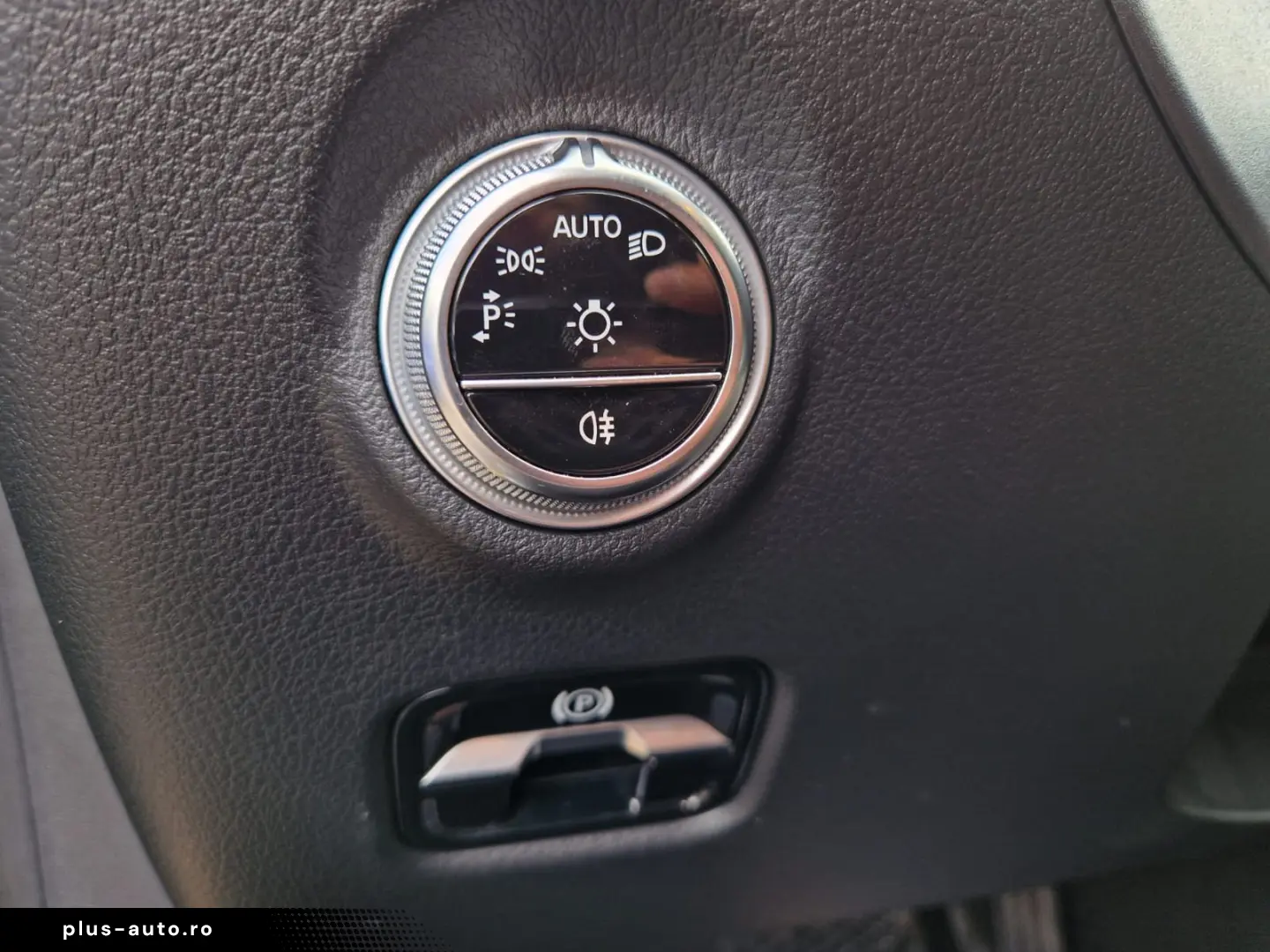 MERCEDES BENZ C C-CLASS SEDAN C 180 Limuzina