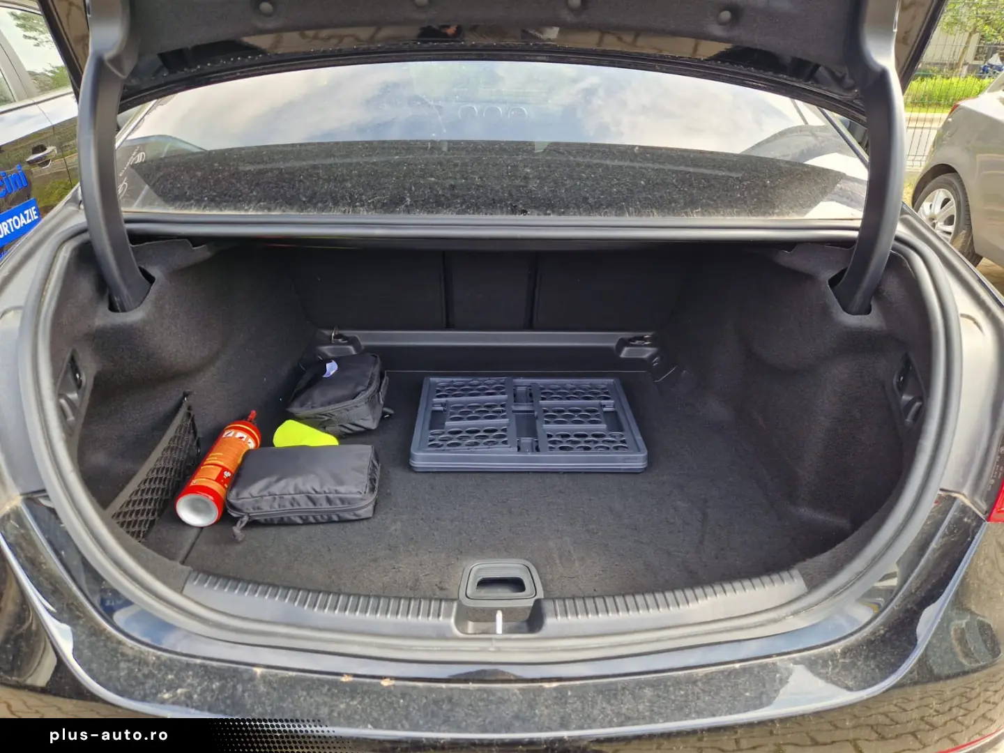 MERCEDES BENZ C C-CLASS SEDAN C 180 Limuzina