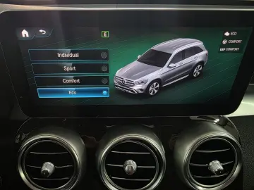 MERCEDES BENZ GLC 200 d 4MATIC