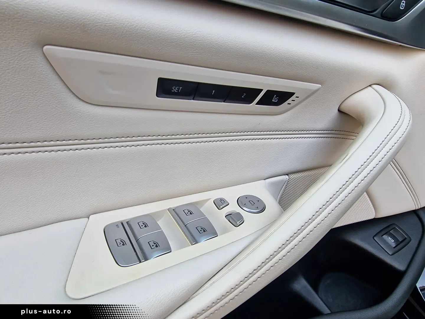 BMW SERIA 5 518d Luxury Line 150cp 2022