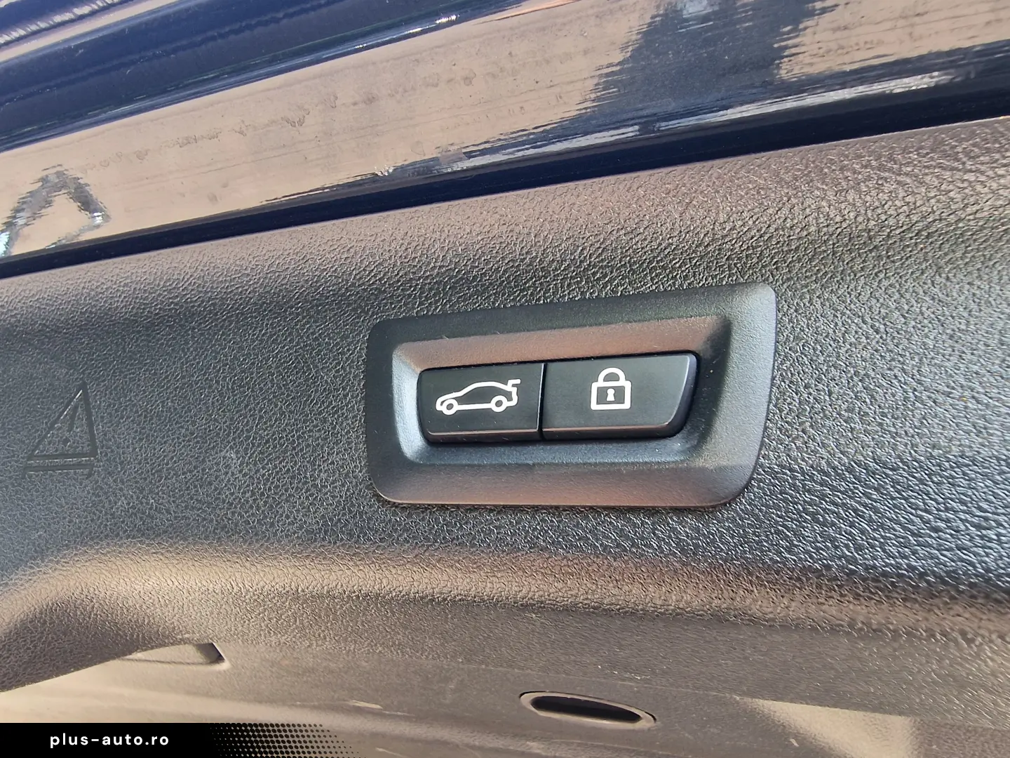 BMW SERIA 5 518d Luxury Line 150cp 2022