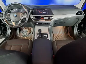 BMW SERIA 3 320D