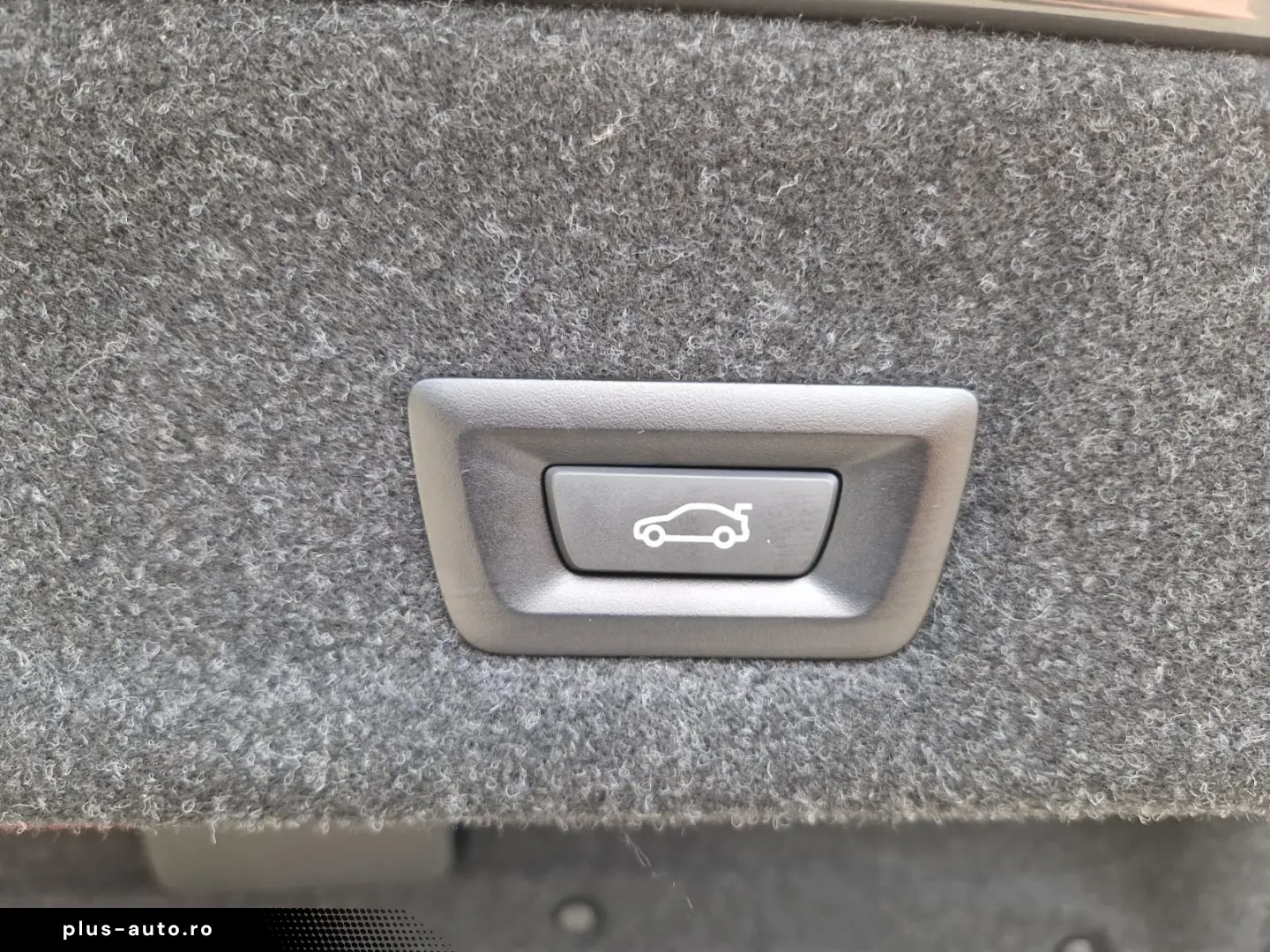 BMW SERIA 3 320e Business - Hybrid - Automatic - 163 CP