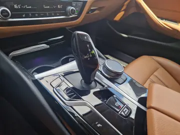 BMW SERIA 5 520d Touring 2021