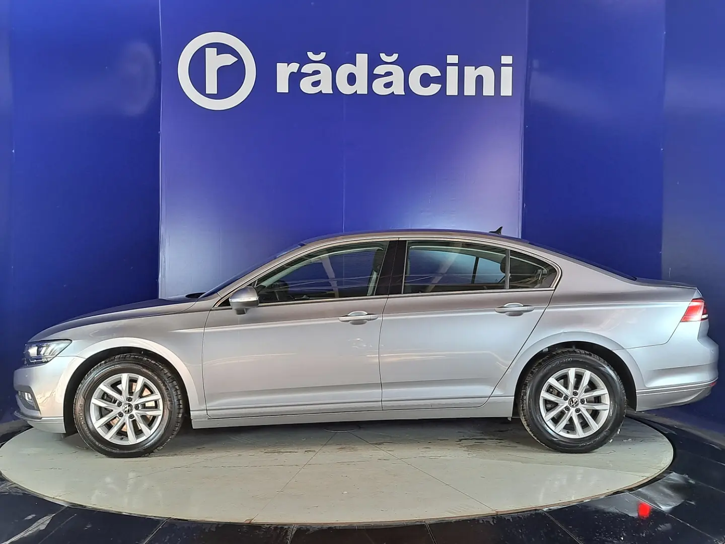 Volkswagen PASSAT Sedan 2021
