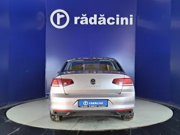 Volkswagen PASSAT Sedan 2021