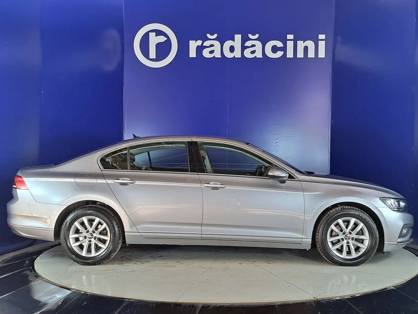 Volkswagen PASSAT Sedan 2021