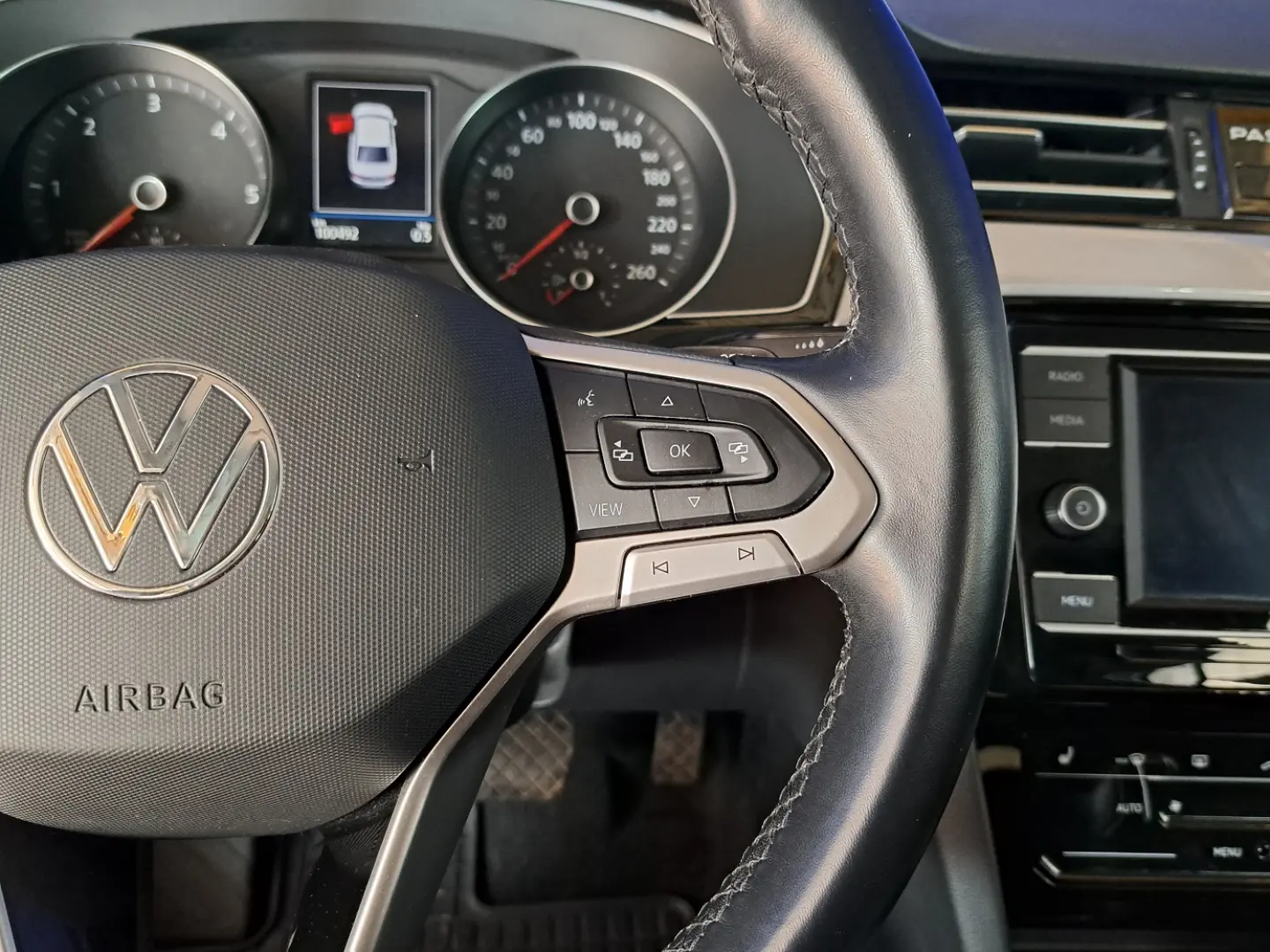 Volkswagen PASSAT Sedan 2021