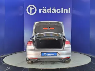 Volkswagen PASSAT Sedan 2021