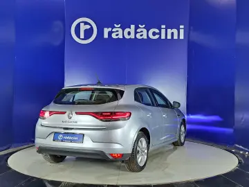 Renault MEGANE Hatchback 2021