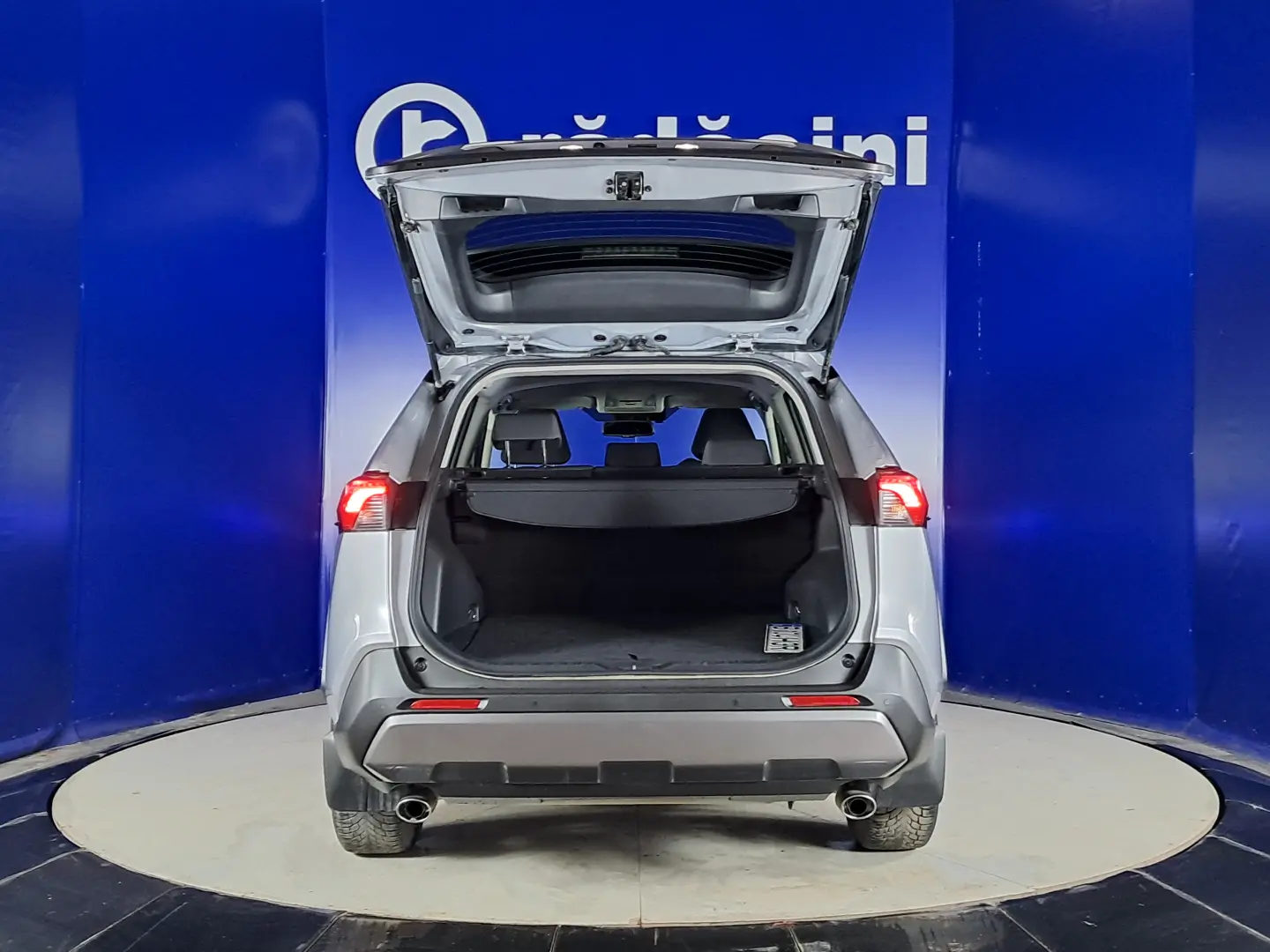 Toyota RAV4 SUV 2019