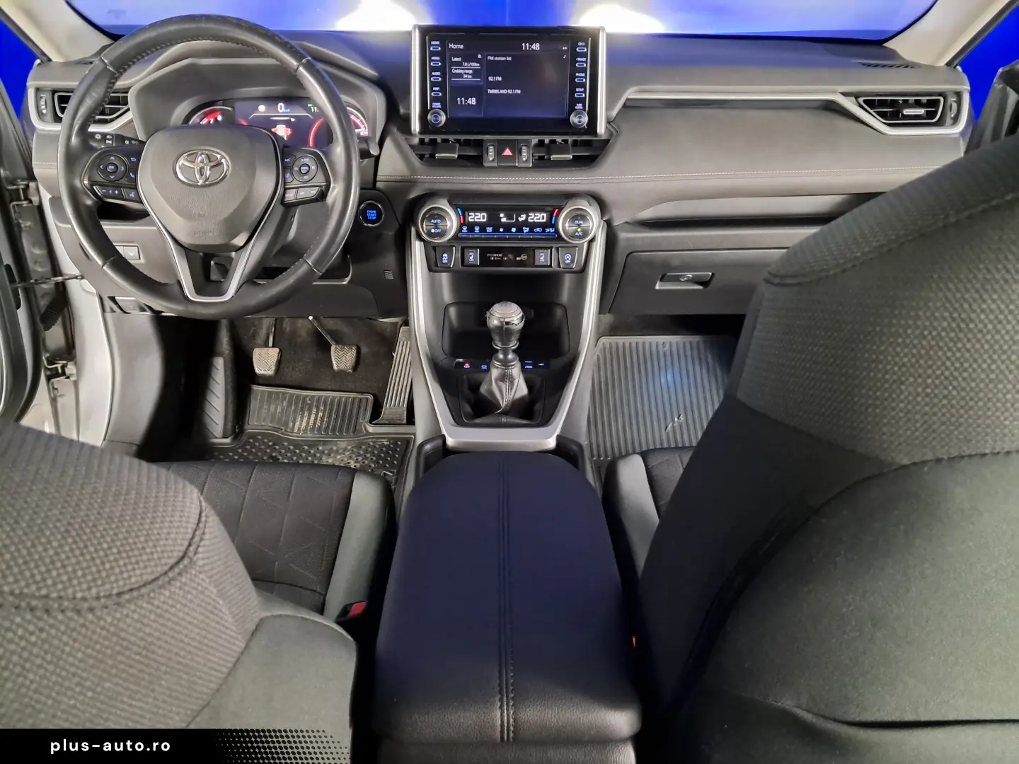 TOYOTA RAV 4