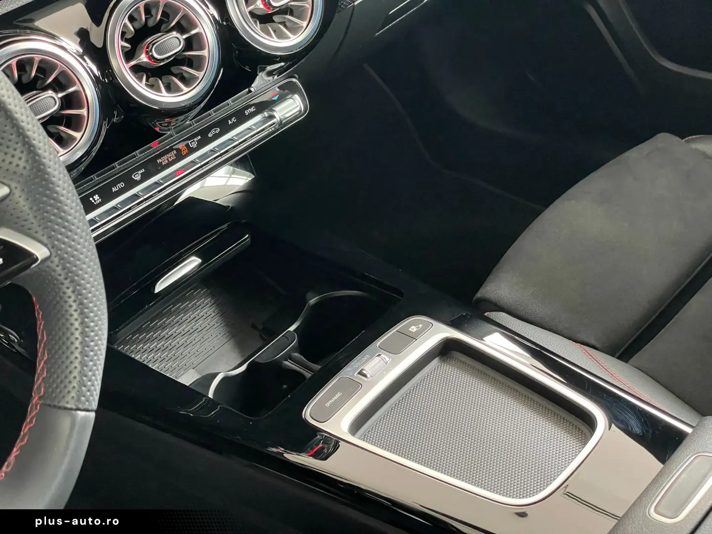 MERCEDES BENZ A 200 MHEV 7G-DCT 2024 AMG Line