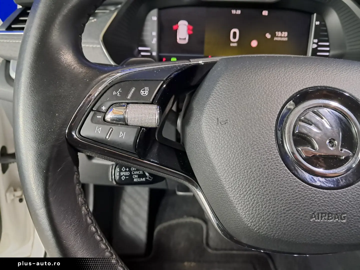 SKODA OCTAVIA IV STYLE COMBI DSG