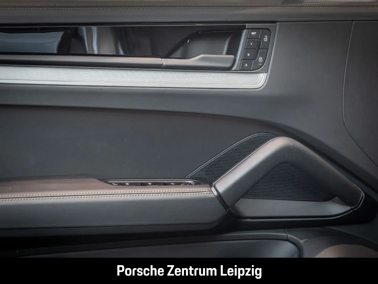 Cayenne S E-Hybrid Coupe Burmester HA-Lenkung