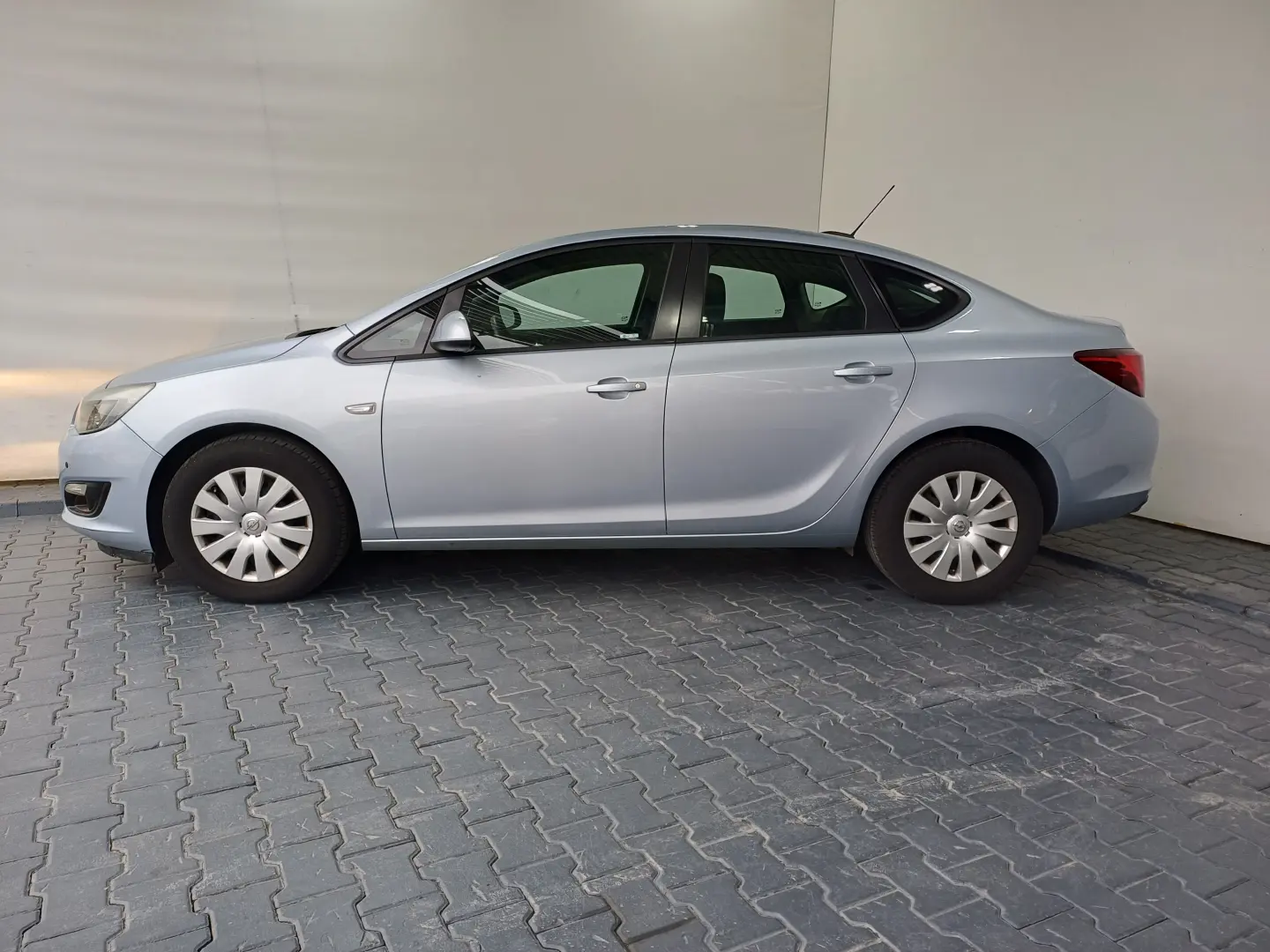 Opel Astra 1.4 Turbo Ecotec 140 CP