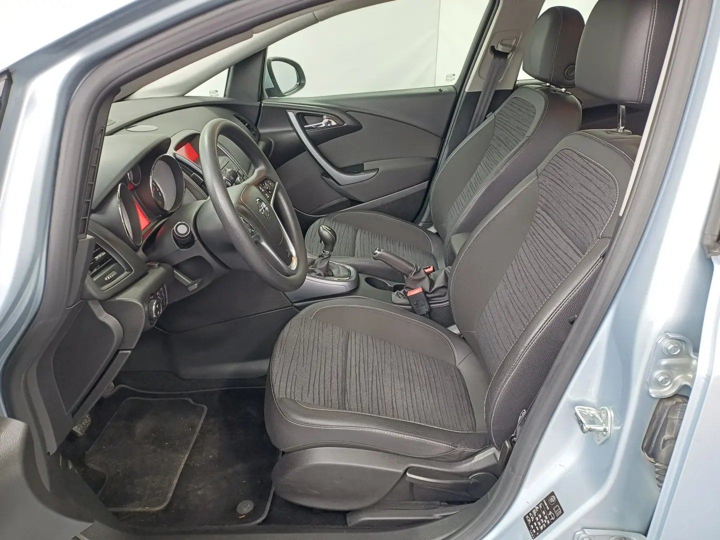 Opel Astra 1.4 Turbo Ecotec 140 CP