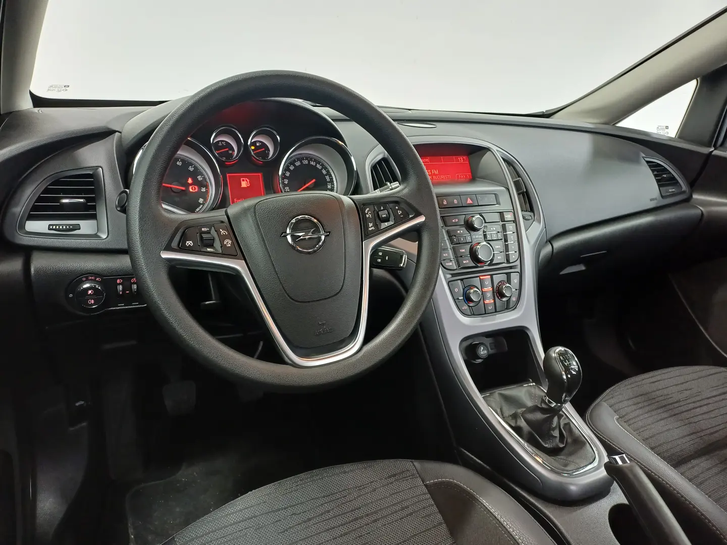 Opel Astra 1.4 Turbo Ecotec 140 CP