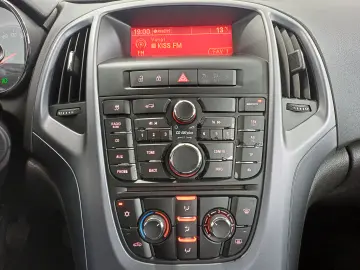 Opel Astra 1.4 Turbo Ecotec 140 CP