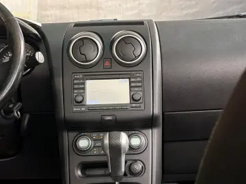 Nissan Qasqai 2