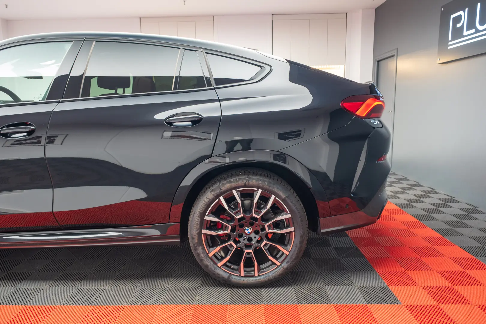 BMW X6 xDrive30d M Sport - Iconic Glow - Panoramic