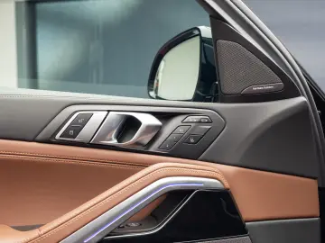 BMW X6 xDrive30d M Sport - Iconic Glow - Panoramic