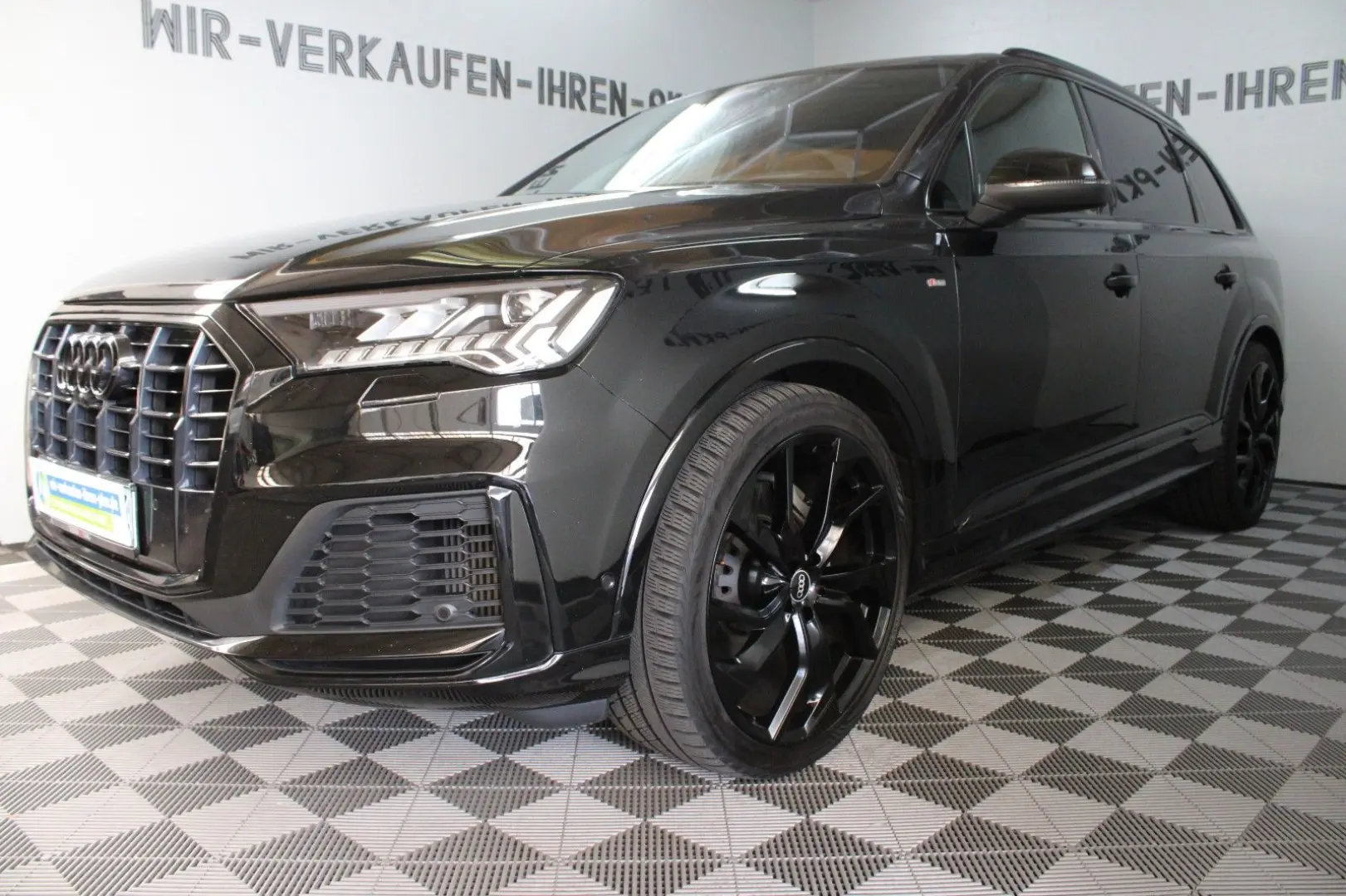 Q7 55 TFSI quattro S line AHK 22Zoll Luft HeadUP