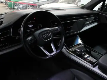 Q7 55 TFSI quattro S line AHK 22Zoll Luft HeadUP