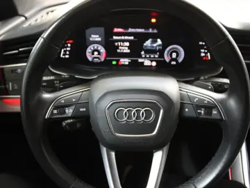 Q7 55 TFSI quattro S line AHK 22Zoll Luft HeadUP