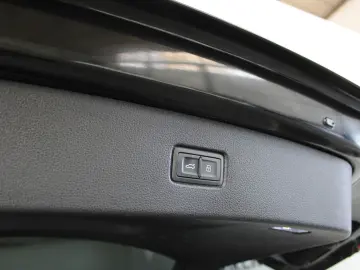 Q7 55 TFSI quattro S line AHK 22Zoll Luft HeadUP