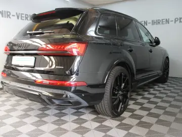 Q7 55 TFSI quattro S line AHK 22Zoll Luft HeadUP