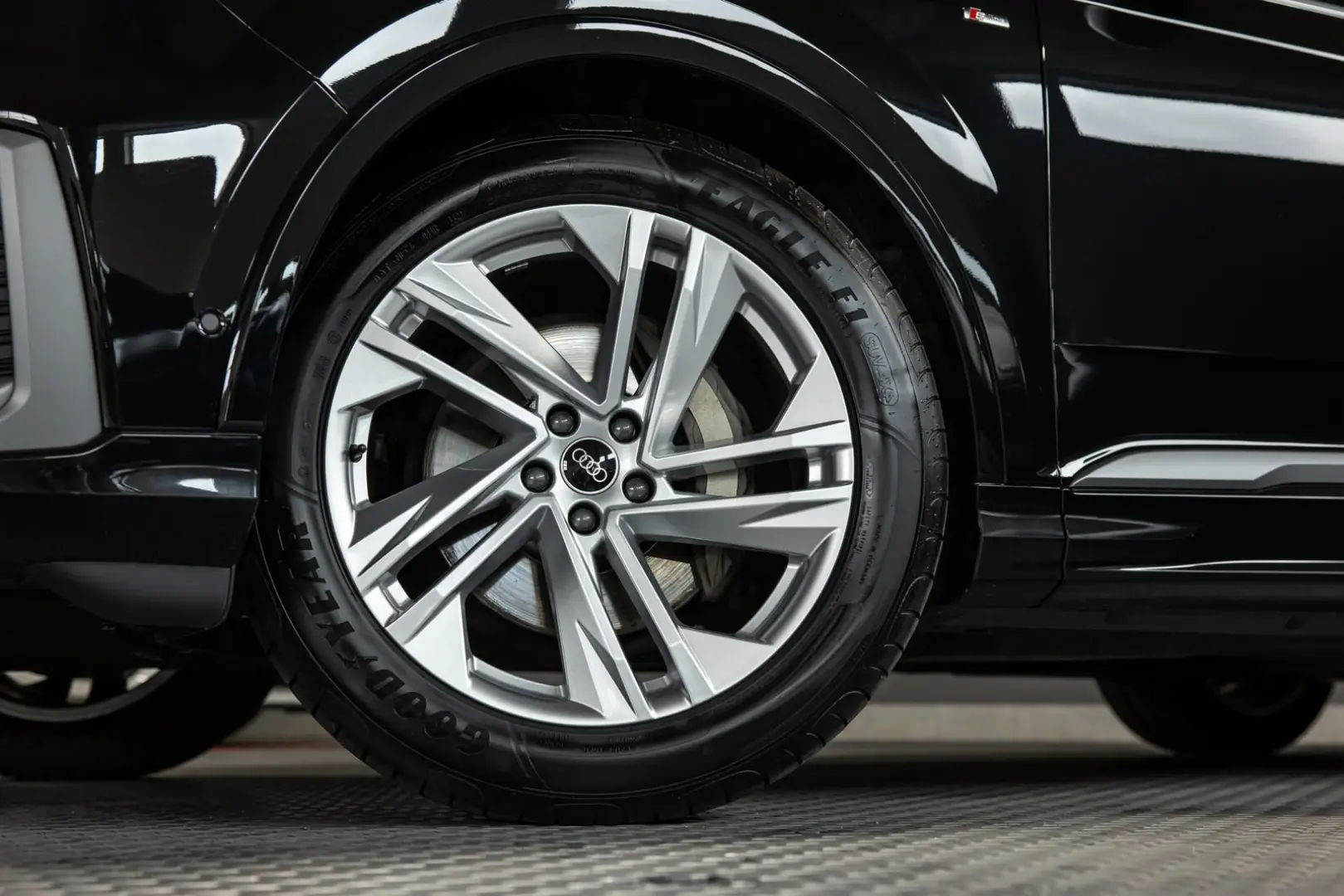 Q7 50 TDI quattro S-line MATRIX RFK STHZ LEDER