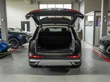 Q7 50 TDI quattro S-line MATRIX RFK STHZ LEDER