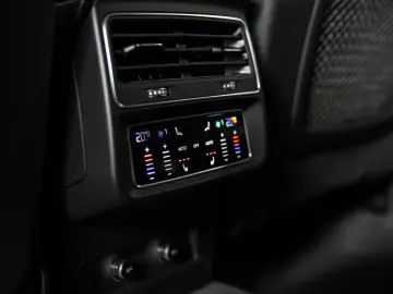 Q7 50 TDI quattro S-line MATRIX RFK STHZ LEDER
