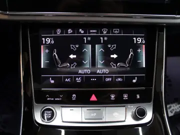 Q7 50 TDI quattro S tronic S line sport