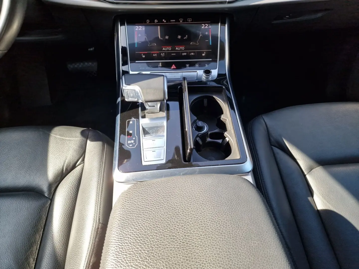 Q7 50 TDI qu S line STHZG Luft AHK Head-up 20