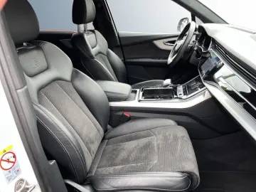 Q7 55 TFSI quattro 2x S Line Navi Matrix 7-Sitze