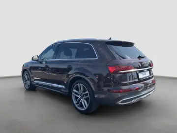 Q7 55 TFSI e quattro tiptronic AHK B&O Virtual C