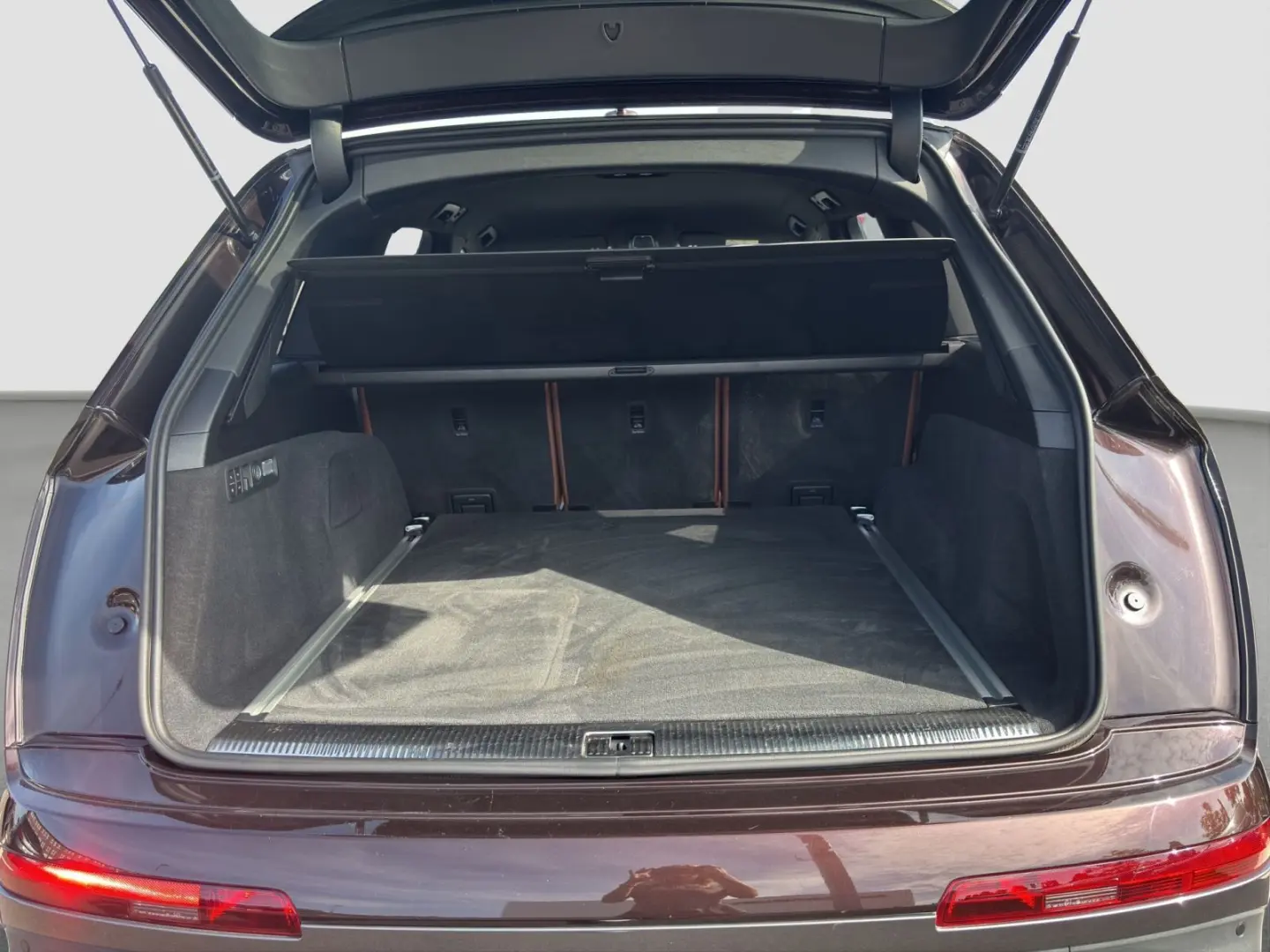 Q7 55 TFSI e quattro tiptronic AHK B&O Virtual C