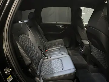 Q7 50 TDI quattro competition plus S-Line 21Zoll