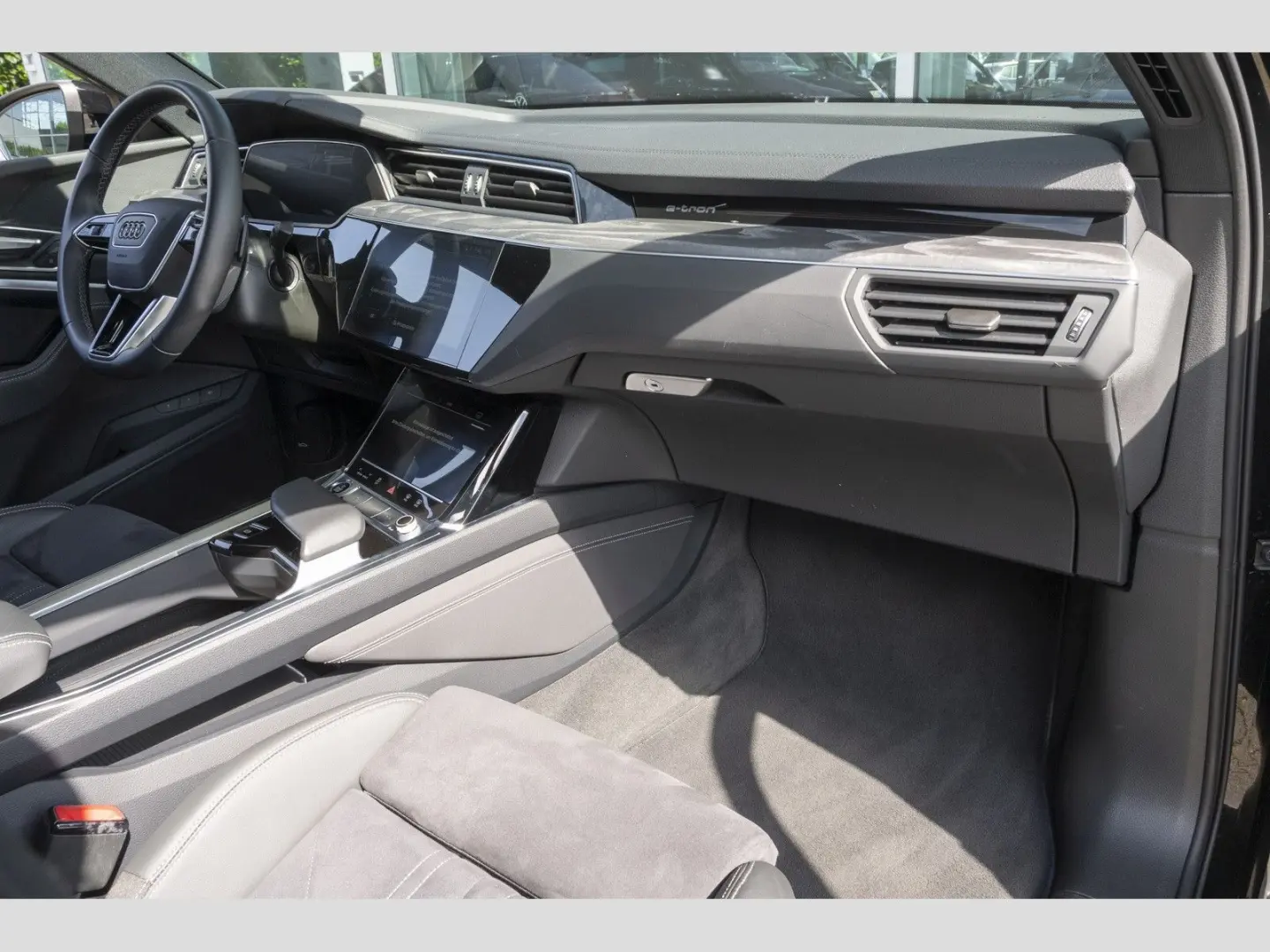 Q8 Sportback 50 S line HuD Matrix Optikp. e-tron
