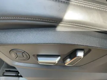 Q8 50 TDI QU MATRIX NAVI HuD AIR RFK ACC 20 LM