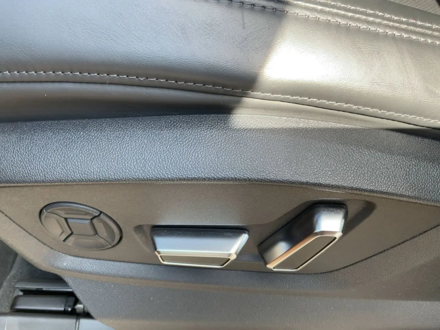 Q8 50 TDI QU MATRIX NAVI HuD AIR RFK ACC 20 LM