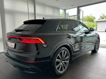 Q8 50 TDI qu. tiptr. S LINE AHZV AIR HD STHZG