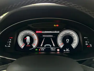 Q8 50 TDI qu. tiptr. S LINE AHZV AIR HD STHZG