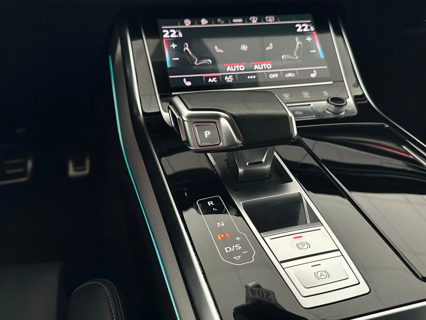 Q8 50 TDI qu. tiptr. S LINE AHZV AIR HD STHZG